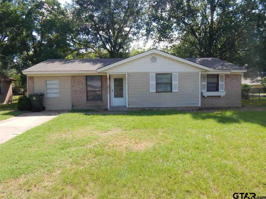 4014 4014 Appletree, Tyler, TX 75701 - photo 1