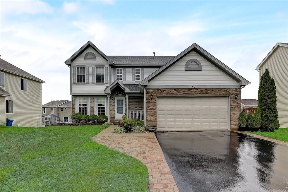 1821 Cambridge Dr, Carpentersville, IL 60110 - photo 1