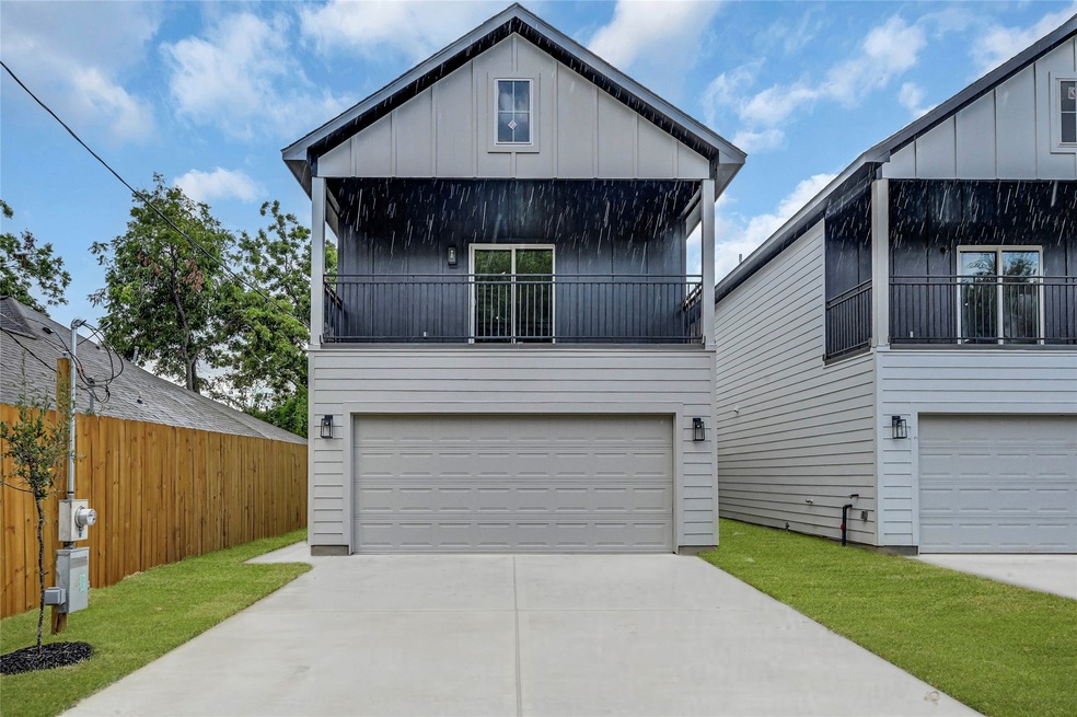 823 Enterprise St, Houston, TX 77088 - photo 1