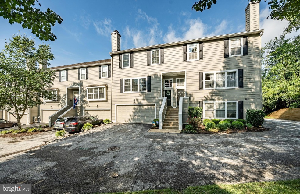 205 Princeton Cir, Newtown Square, PA 19073 - photo 1