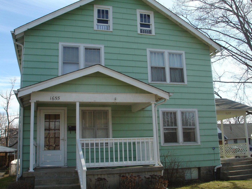 Grandview 2 front