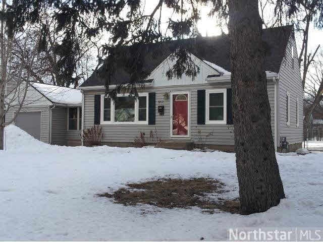 8212 Garfield Ave S, Bloomington, MN 55420 - photo 1