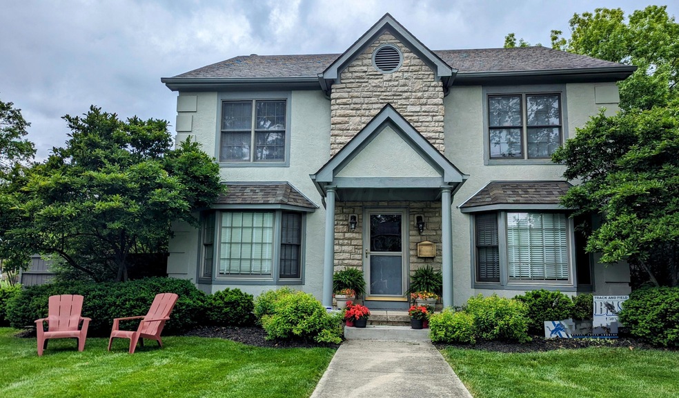 1- Exterior Front