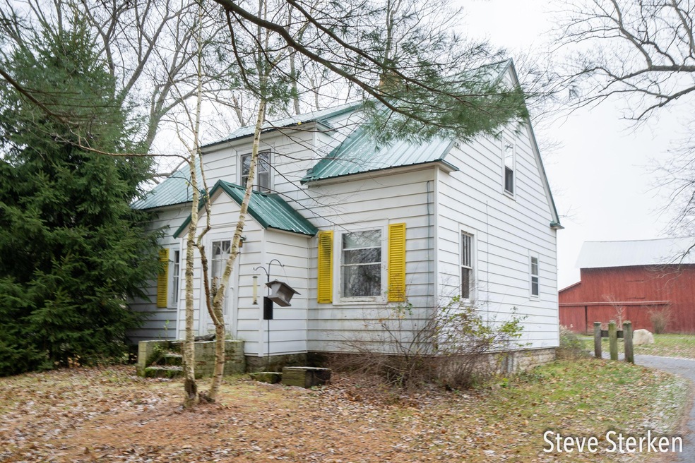 1890 Third St N, Kalamazoo, MI 49009-1