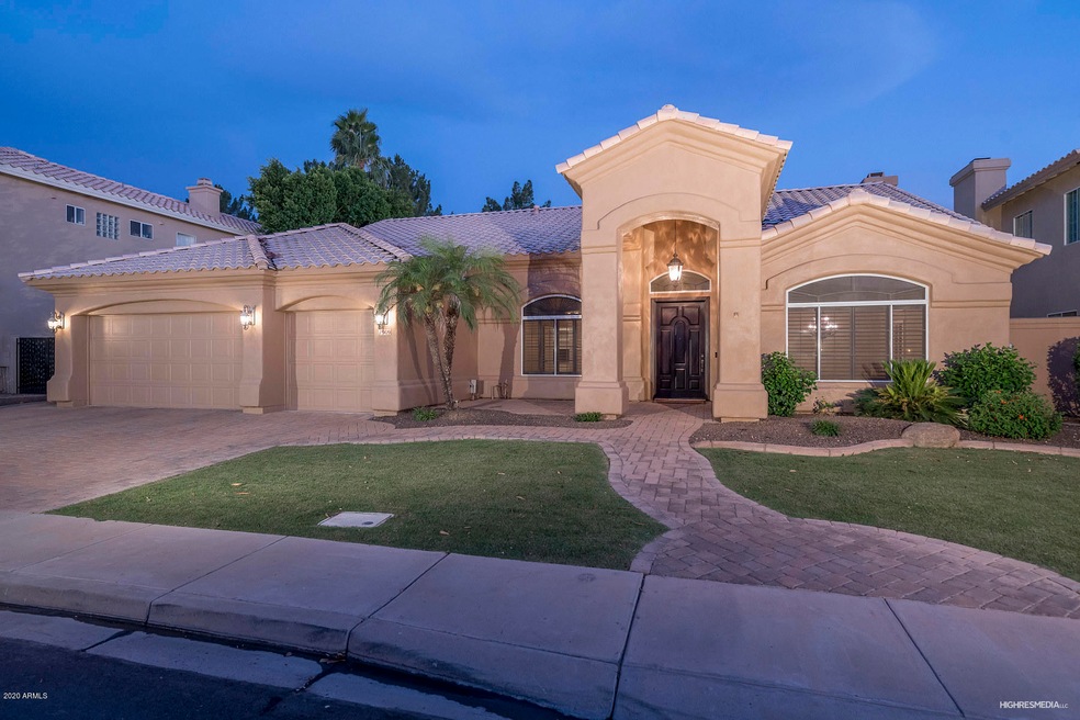 Twilight Front View