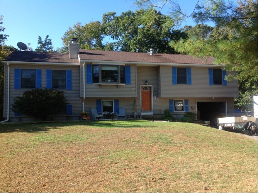 19 Robin Hollow Ln, Westerly, RI 02891 - photo 1