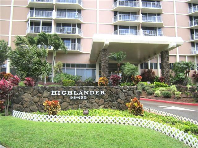 Beautifully landscaped and well maintained condo.