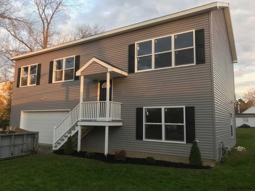 79 Sherwood Ave, Rensselaer, NY 12144 - photo 1