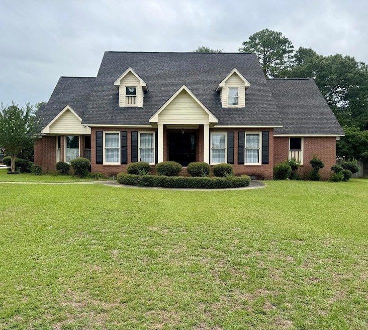 206 Ridge Cir, Dublin, GA 31021 - photo 1