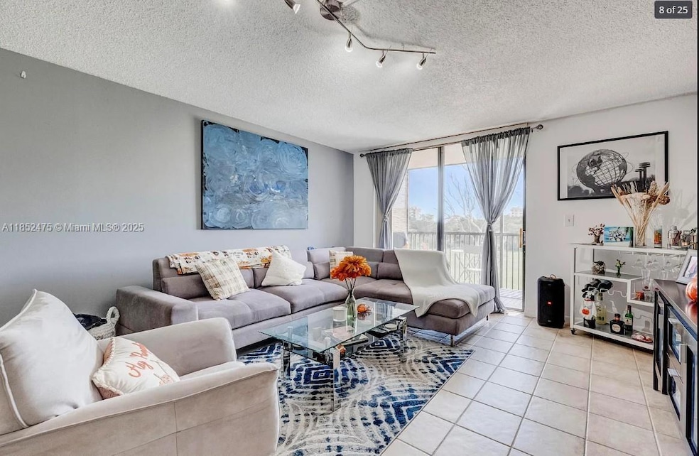 5570 NW 44th St unit 412A, Lauderhill, FL 33319 - photo 1