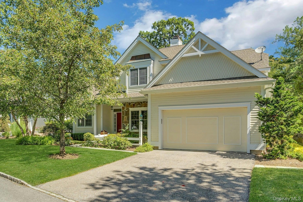 Pending $1,595,000 • Co-Listing Agent