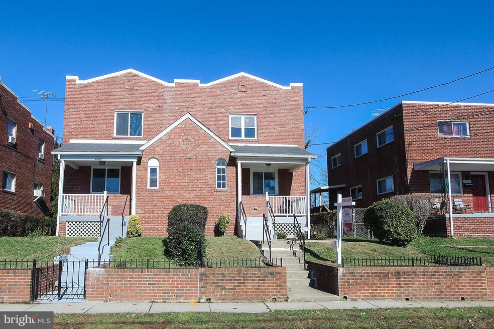 5322 Ames St NE, Washington, DC 20019 - photo 1