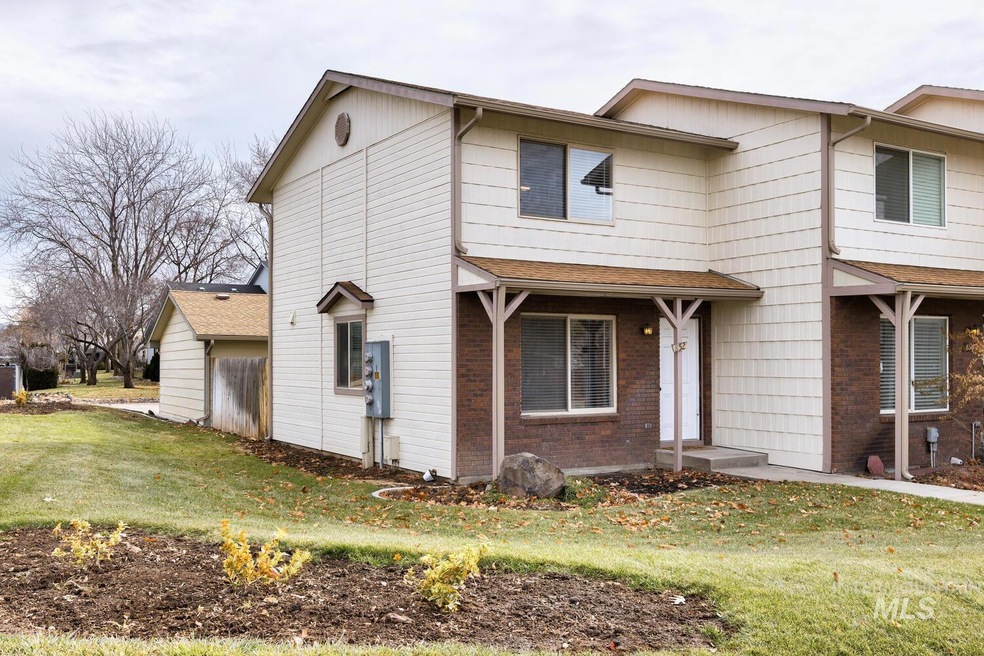 Sold • Co-Listing Agent