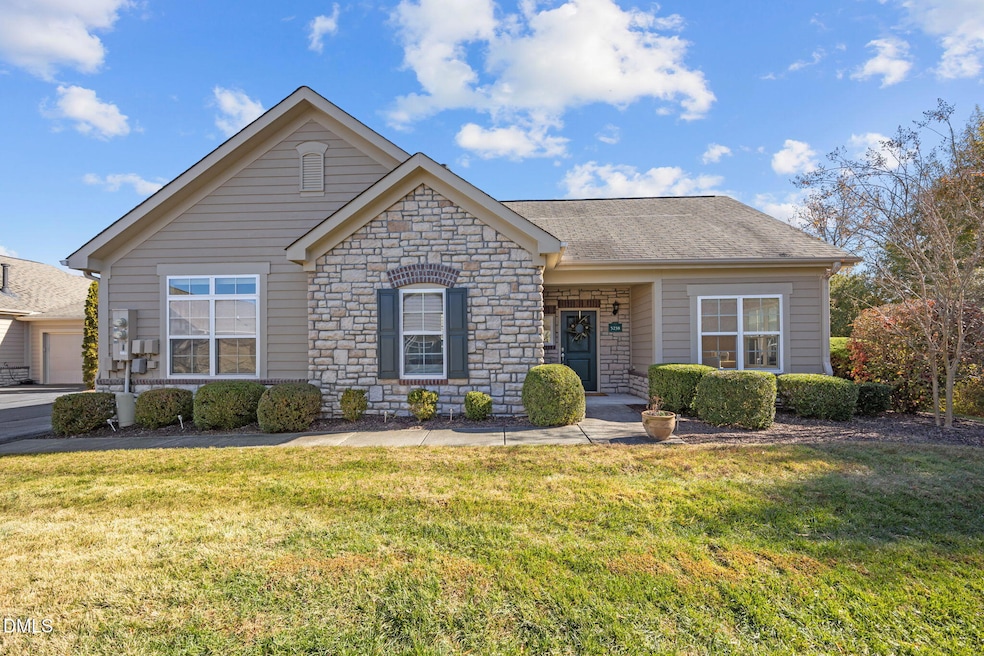 5238 Niagra Dr, Chapel Hill, NC 27517 - photo 1