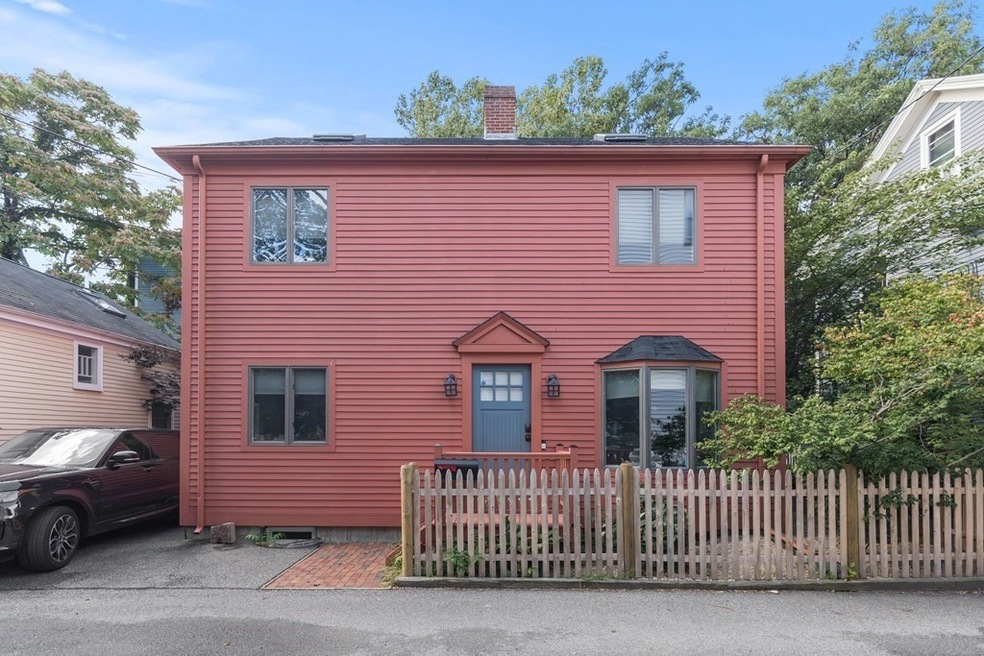 7 Murdock St, Cambridge, MA 02139 - photo 1