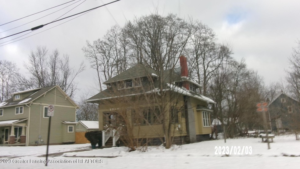 1118 W Kalamazoo
