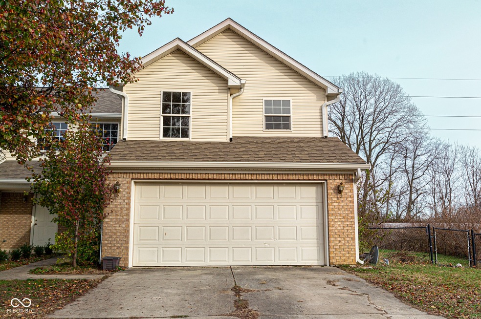 63 Grassyway Ct, Whiteland, IN 46184 - photo 1