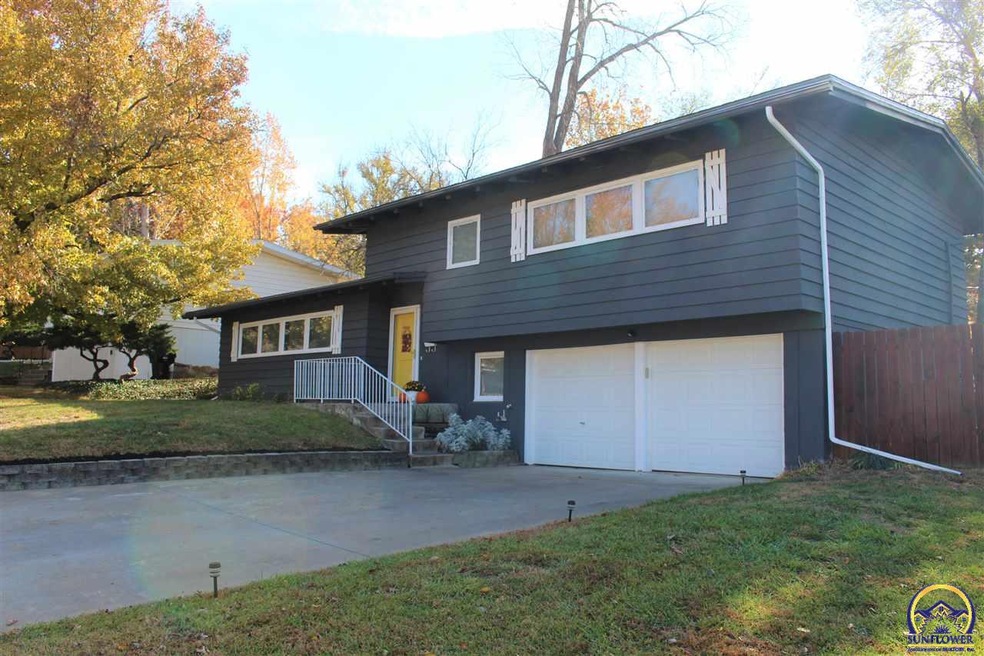 3625 SW 30th Terrace, Topeka, KS 66614 - photo 1