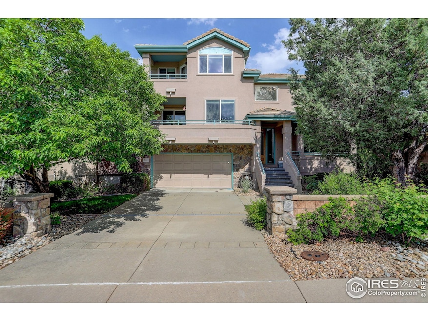 For Sale $940,000