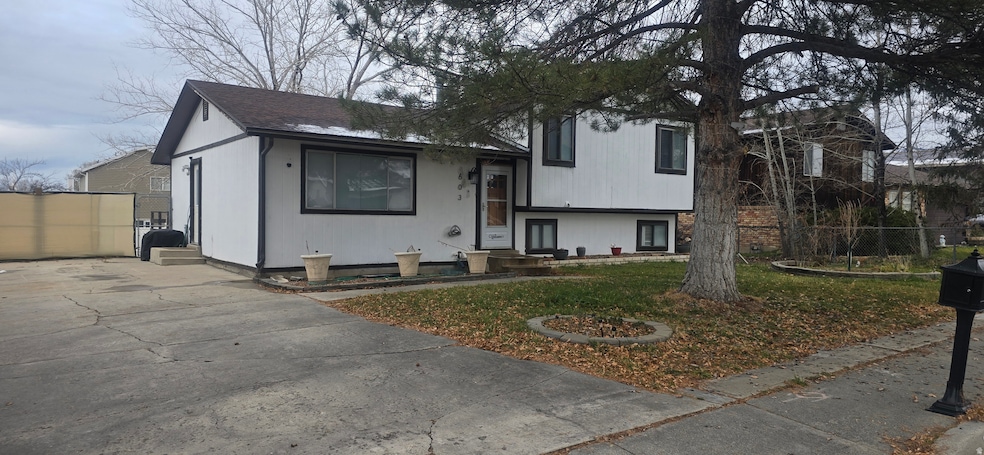 603 Valley View Dr, Tooele, UT 84074 - photo 1