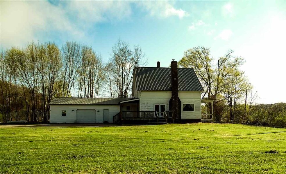 34 Nelson St, Franklin, NH 03235 - photo 1