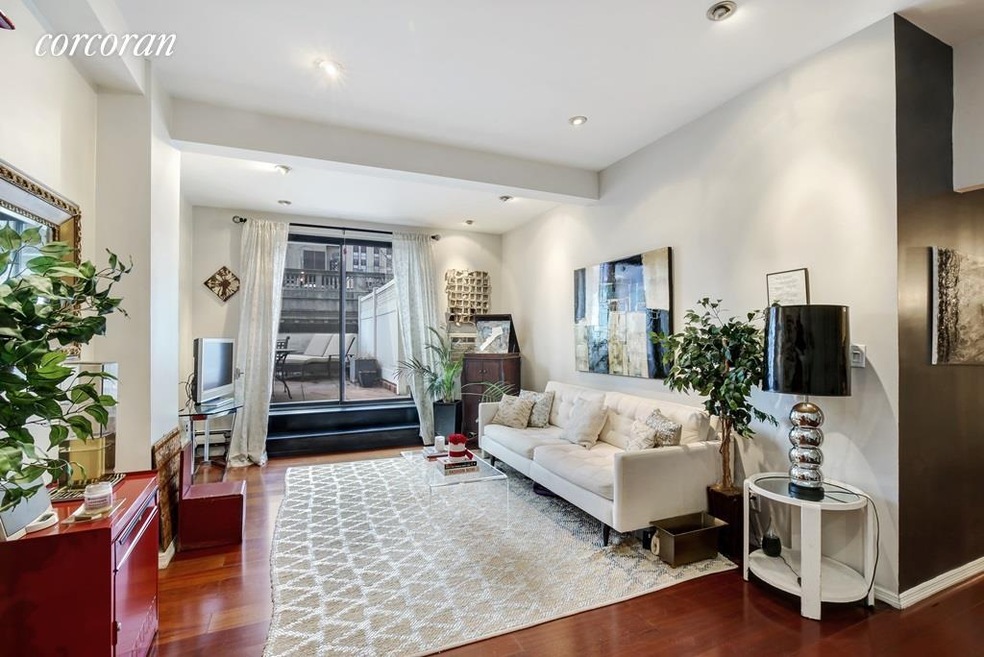372 5th Ave unit PHH, New York, NY 10018 - photo 1