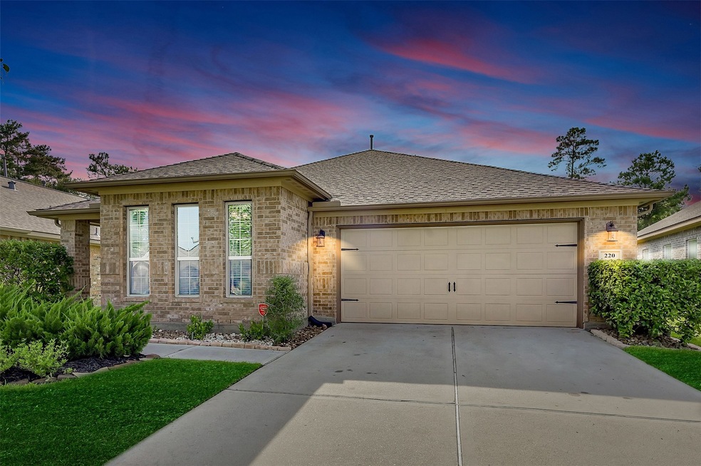 220 Country Crossing Cir, Magnolia, TX 77354 - photo 1
