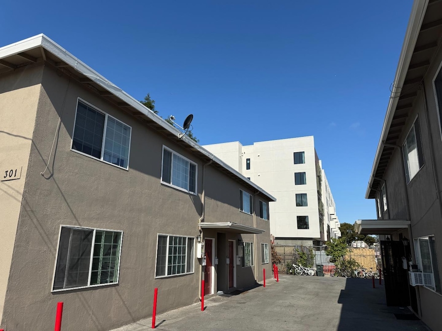 Sold $1,350,000 • Co-Listing Agent