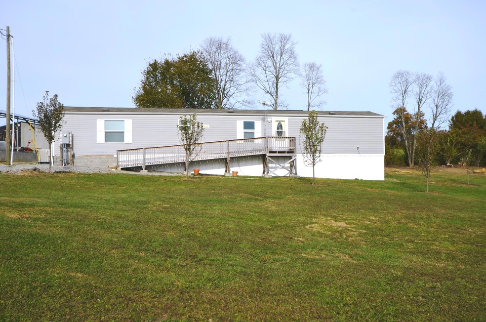 1147 Bellows Mill Rd, Harrodsburg, KY 40330 - photo 1