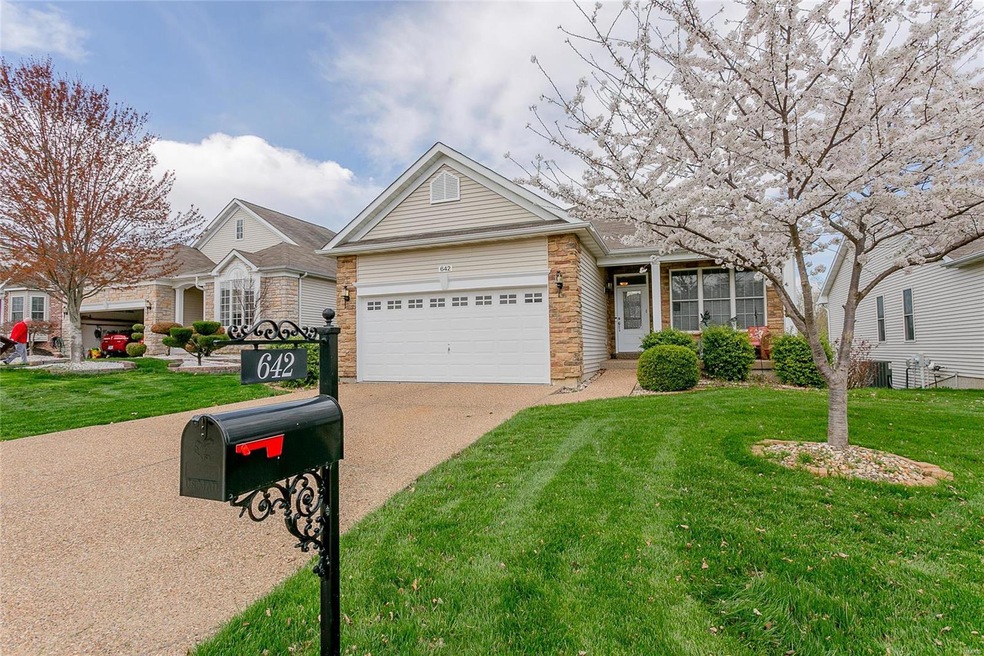 642 Falconcrest