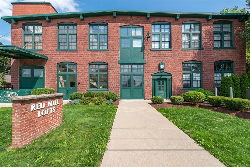 63 Blakeley St unit 107, Woonsocket, RI 02895 - photo 1