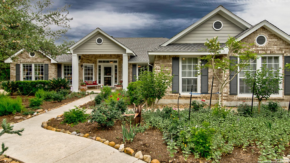 10435 Cage Ln, Helotes, TX 78023 - photo 1