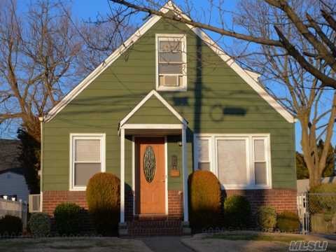 unlisted-address, Franklin Square, NY 11010 - photo 1