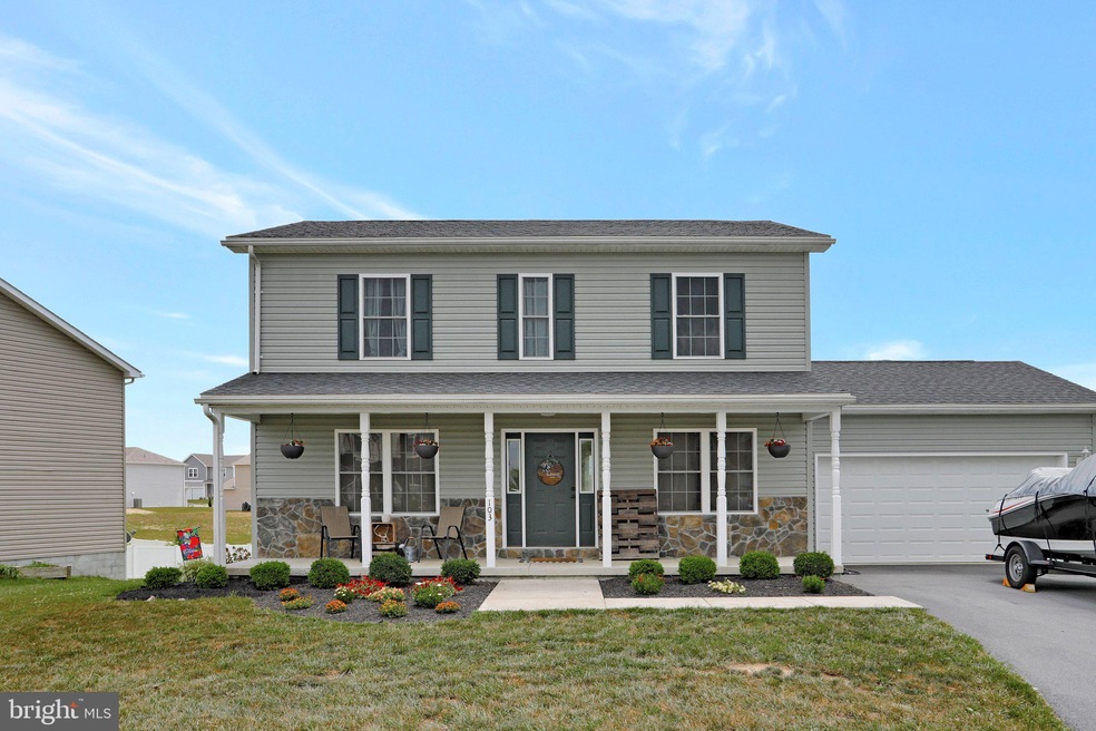 103 Peggy Ct, Bunker Hill, WV 25413 - photo 1