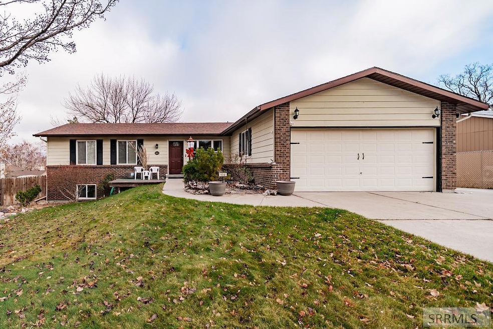 For Sale $397,000 • Co-Listing Agent