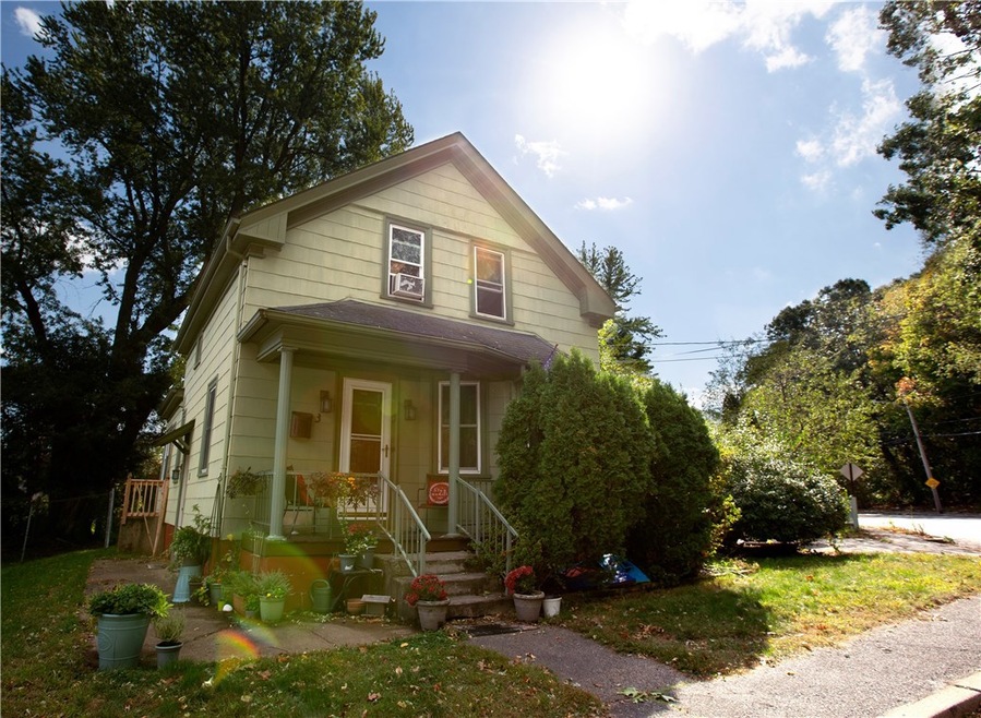 3 Pomham St, Cranston, RI 02910 - photo 1