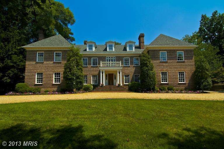 9495 Macarthur Blvd, Bethesda, MD 20817 - photo 1