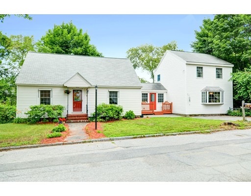 11 Maguire St, Methuen, MA 01844 - photo 1