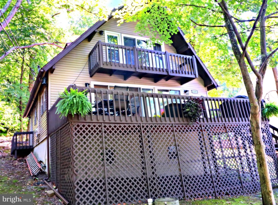 229 Avalanche Ln, Drums, PA 18222 - photo 1