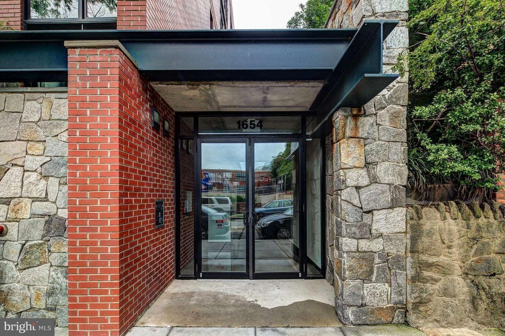 1654 Euclid St NW unit 205, Washington, DC 20009 - photo 1