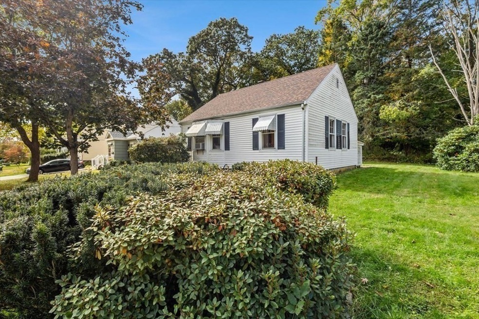 40 Oneida Ave, Brockton, MA 02301 - photo 1