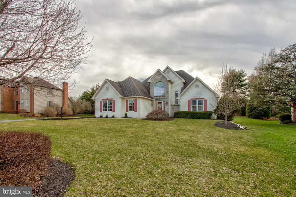 432 Spring Hollow Dr, New Holland, PA 17557 - photo 1