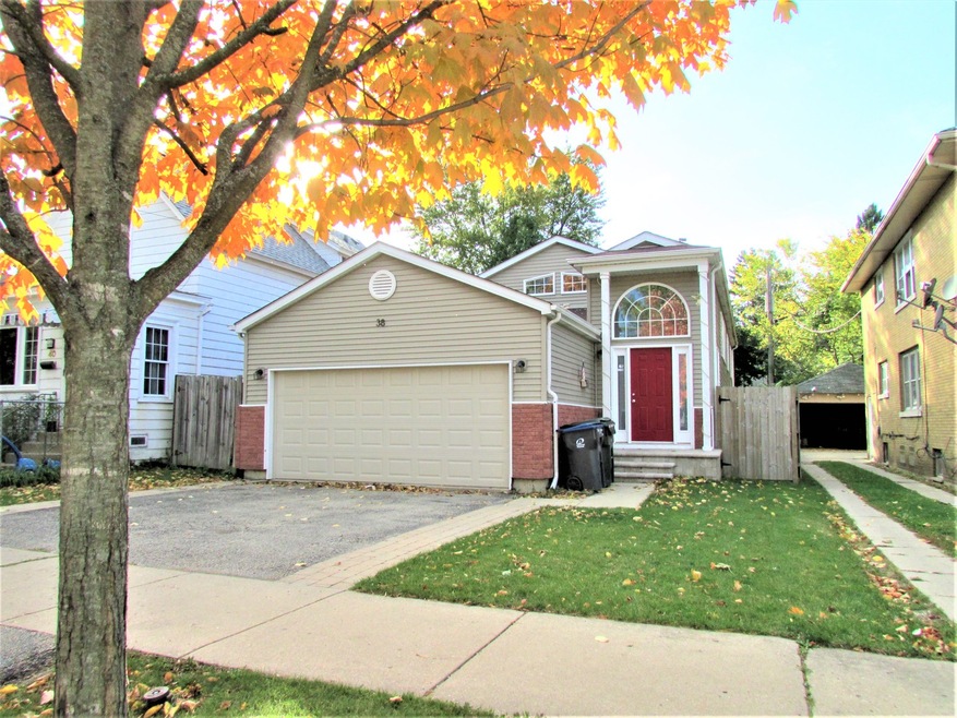 38 S Maple Ave, Waukegan, IL 60085 - photo 1