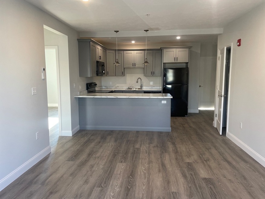 16 Wendell St unit 3, Lawrence, MA 01841 - photo 1