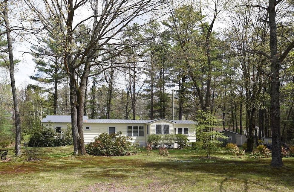 8 Galaxy Way - exterior 1