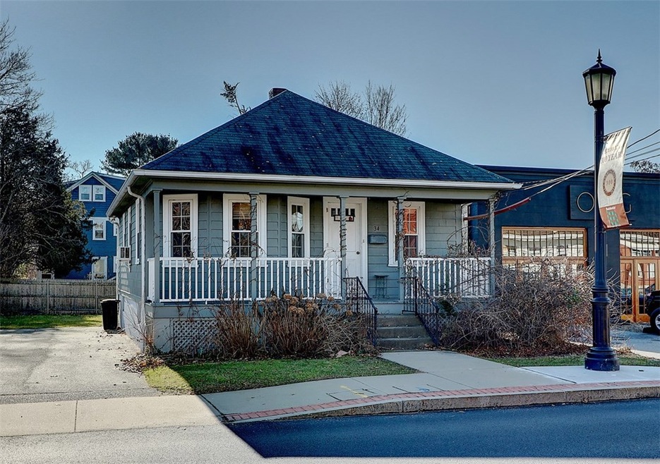 34 Maple Ave, Barrington, RI 02806 - photo 1