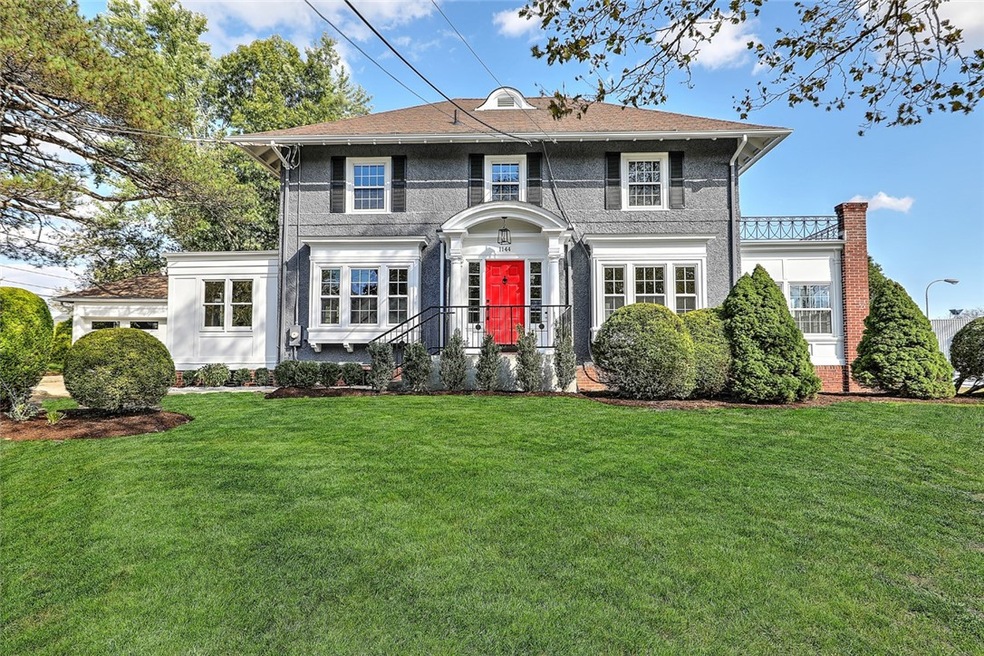 1144 Narragansett Blvd, Cranston, RI 02905 - photo 1