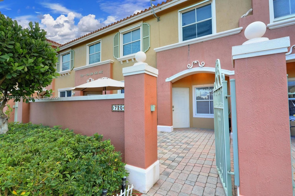 720 SW 106th Ave unit 2004, Pembroke Pines, FL 33025 - photo 1