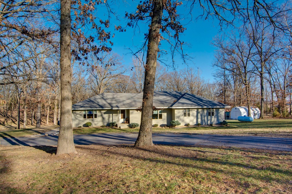 1068 W Mossy Ln, Nixa, MO 65714 - photo 1