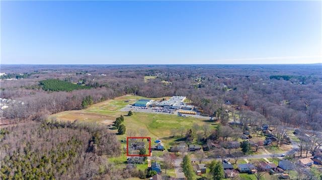 708 Old Farm Rd, Statesville, NC 28625 - photo 1